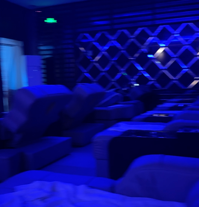 旺角水會大廳休息區